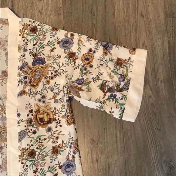 SOLD New Summer & Rose flower print kimono wrap - Picture 3 of 4